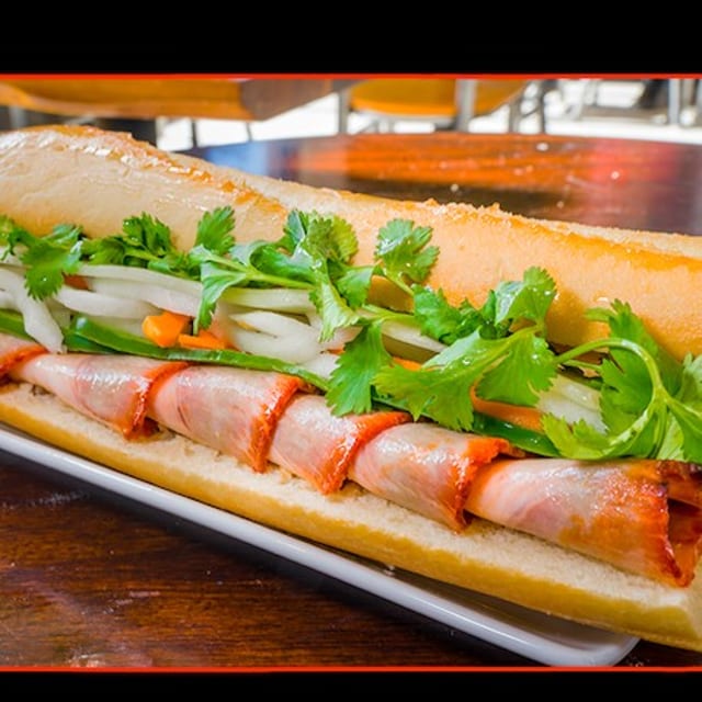 B07. BANH MI PATE BBQ PORK / BANH MI PATE THIT.